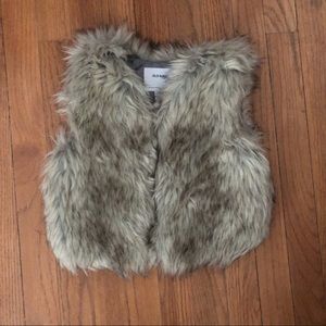Sz 5T Old Navy Fur Vest